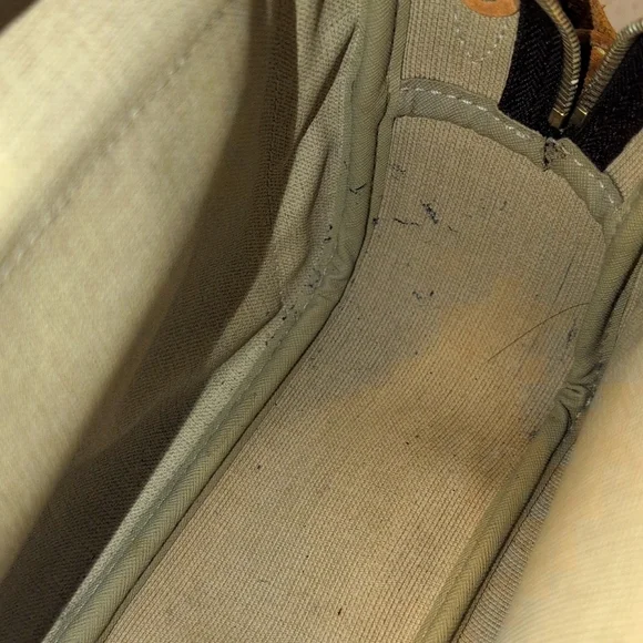 Louis Vuitton GM Bag - Picture 10 of 13